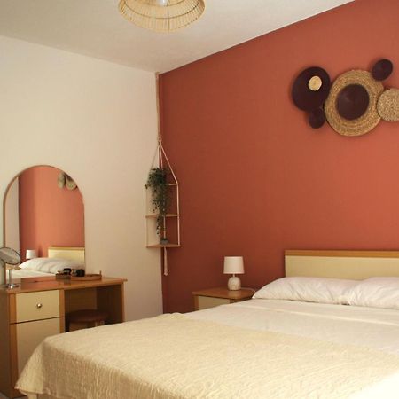 Seaside Serenity - A Lovely Apartment With Views Mellieħa Екстериор снимка
