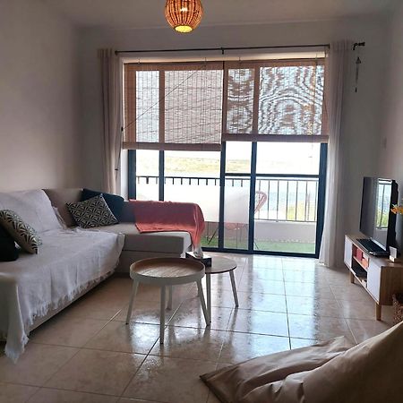 Seaside Serenity - A Lovely Apartment With Views Mellieħa Екстериор снимка