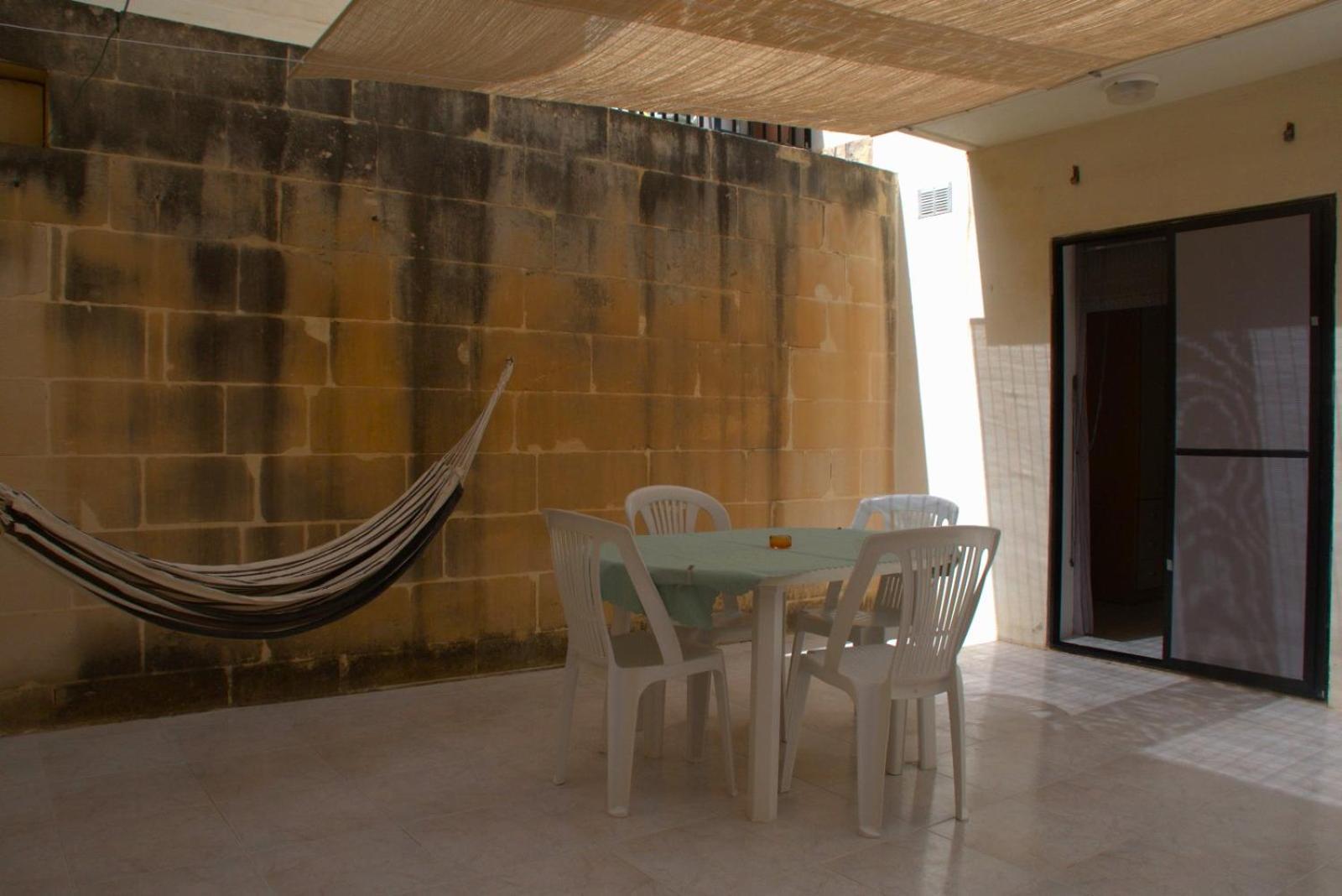 Seaside Serenity - A Lovely Apartment With Views Mellieħa Екстериор снимка