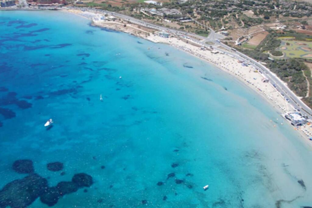 Seaside Serenity - A Lovely Apartment With Views Mellieħa Екстериор снимка